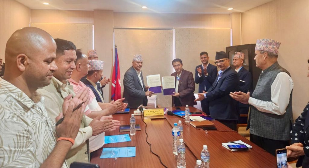 ५ लाख बढी परिवारलाई तत्काल लालपूर्जा बाँड्ने गरी काम अघि बढाऊ : भूमि व्यवस्थामन्त्री