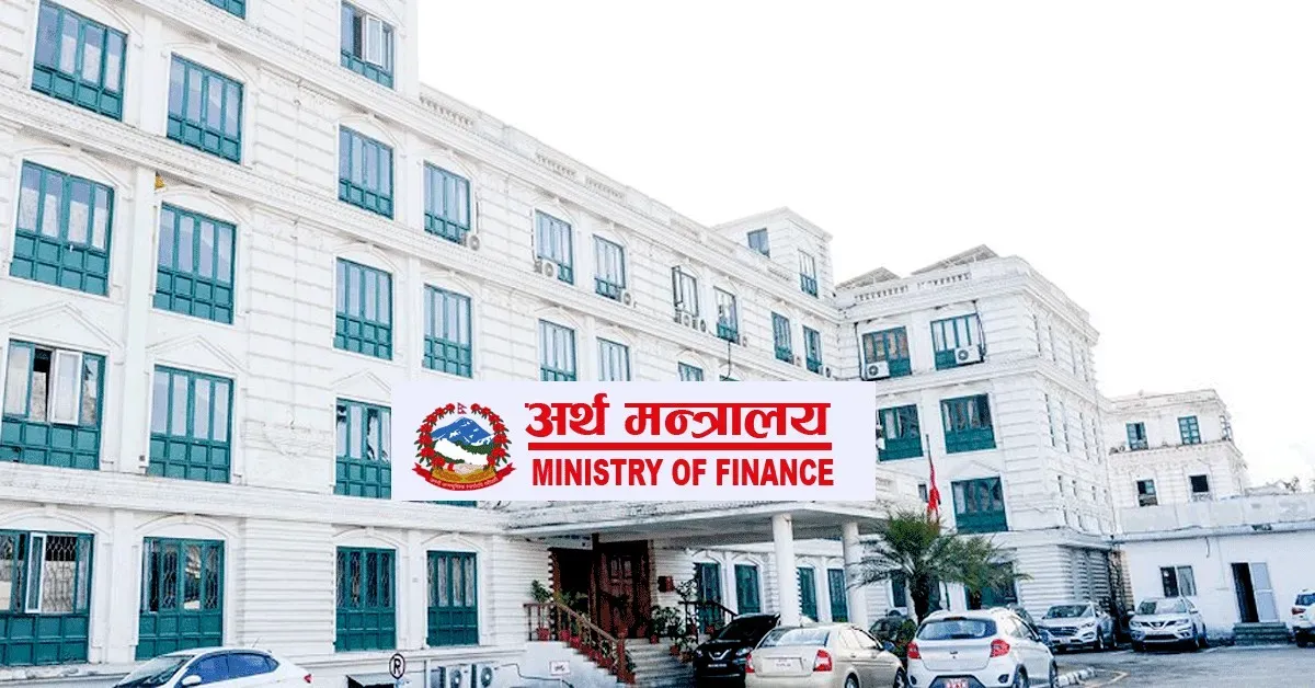 अर्थ मन्त्रालयका २० गाडीको बीमा गरेर सरकारी सवारी साधनको बीमा सुरु