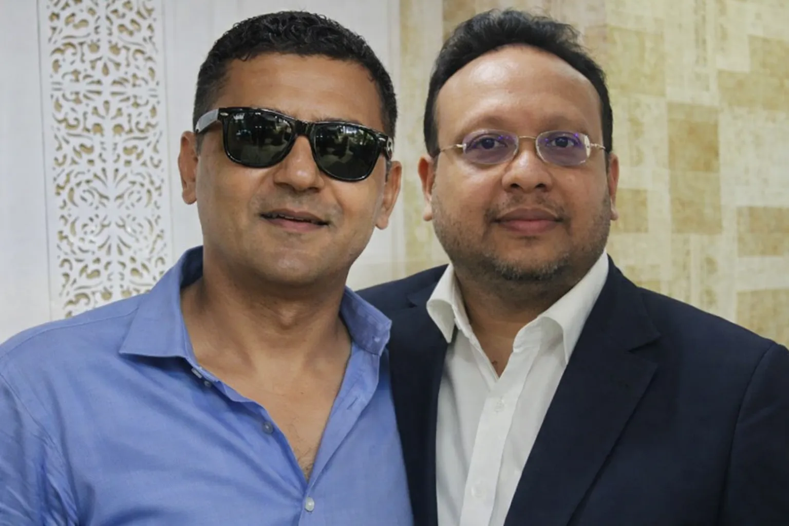 दीपक भट्ट र सुलभ अग्रवालको  घर र कार्यालयमा छापा, कागजपत्र नियन्त्रणमा