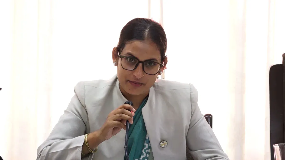 अनुमतिविना बाढी प्रभावित बालबालिकालाई अन्यत्र नलैजानुहोला: मन्त्री बादी