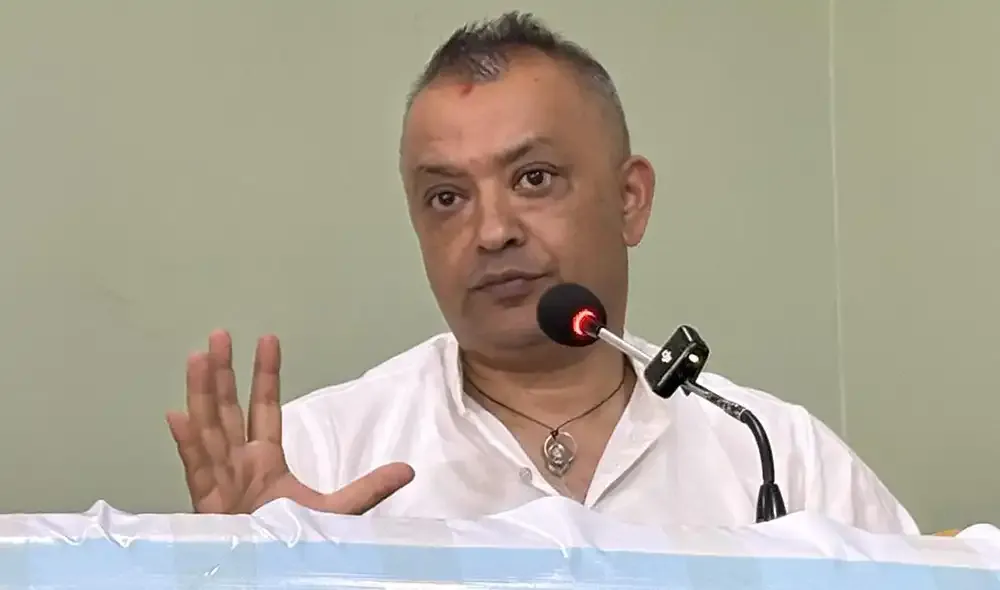 प्रधानमन्त्रीले गल्ति स्वीकार गरेर जनतासँग माफी माग्नुपर्छ: गगन थापा