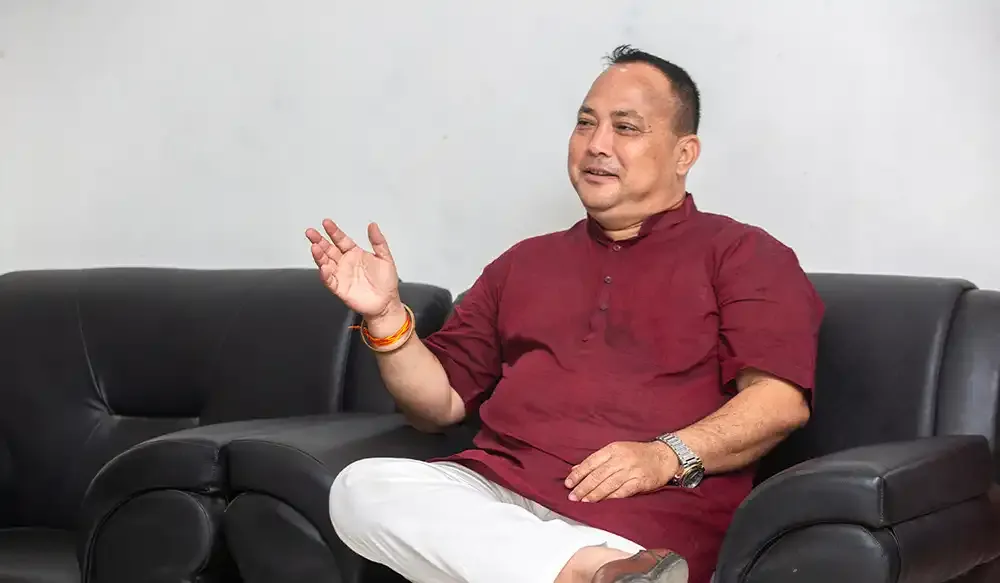 वीरगंजका मेयर राजेशमान सिंहसहित ७ जनालाई गलत लिखतमा भ्रष्टाचार मुद्धा, सिंह निलम्बित