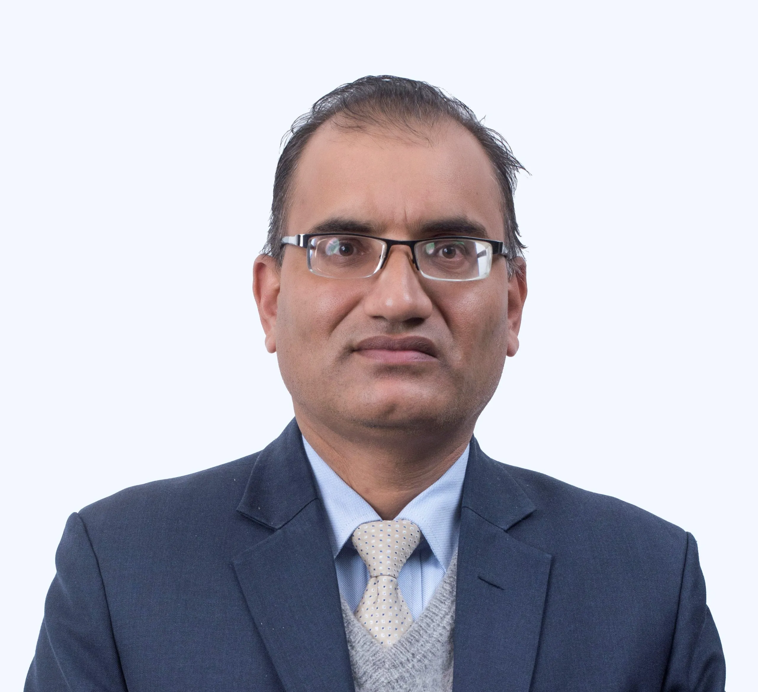 नेपाल रि- इन्स्योरेन्सको निमित्त सीईओको जिम्मेवारी दामोदर भण्डारीलाई