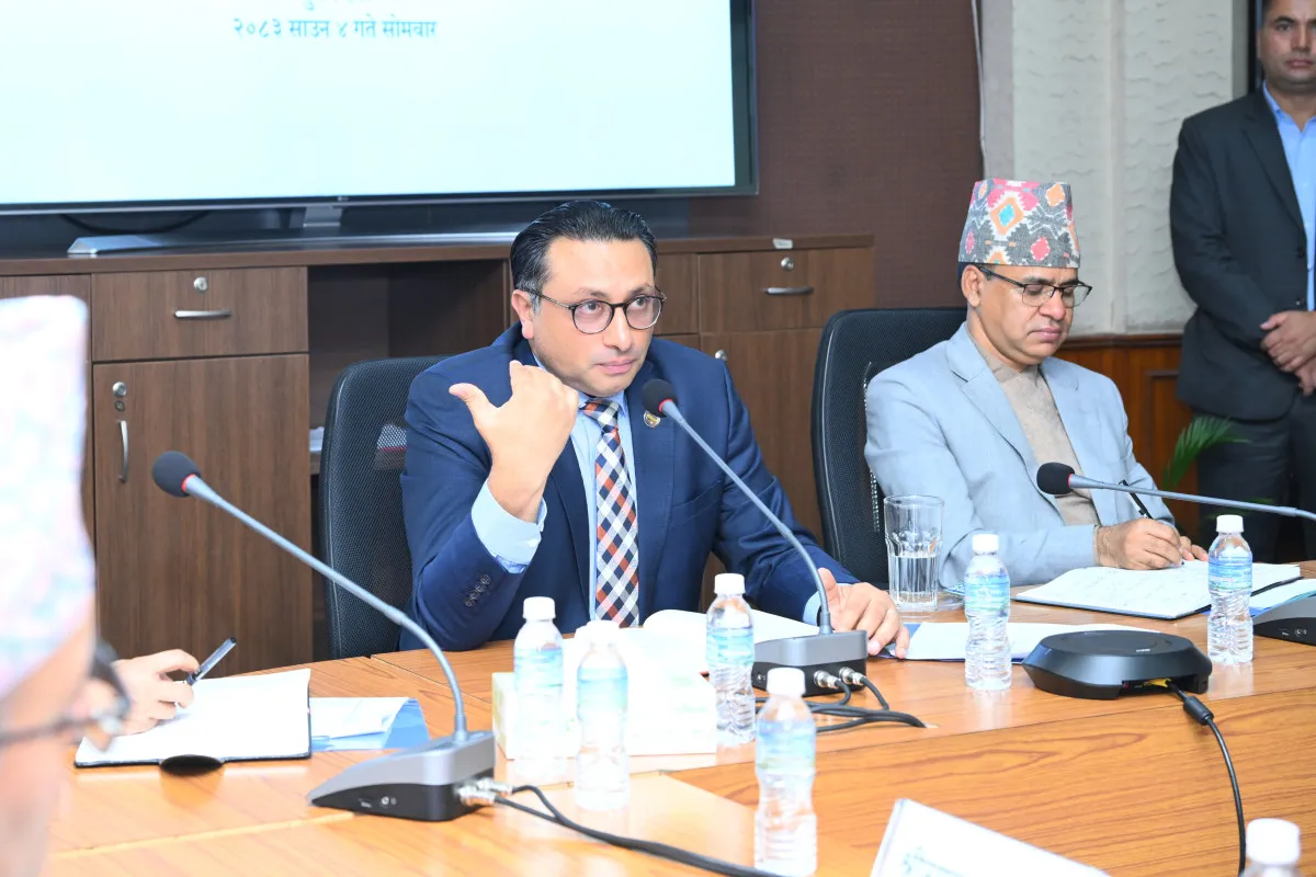अर्थतन्त्रको जहाजलाई नयाँ दिशामा मोडेका छौँ, अब गति दिने समय होः अर्थमन्त्री वाग्ले