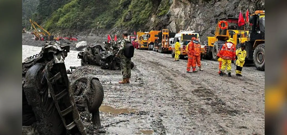 केरुङ नाका पुनः सञ्चालनमा ल्याउन सडक मर्मत कार्य तीव्र