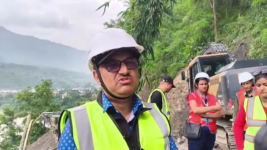 कृष्णभीरको समस्या समाधानका लागि सुरुङमार्ग र वैकल्पिक पुलको अध्ययन हुँदैः महानिर्देशक जैसी
