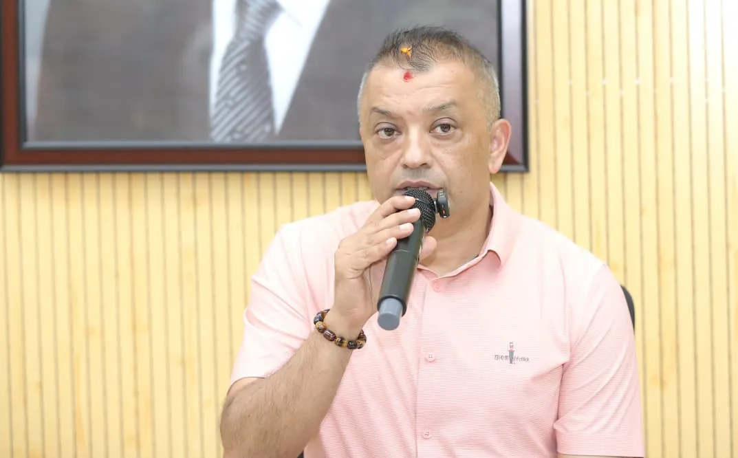 बालेनलाई गगनले भने- संयुक्त राष्ट्रसंघको महासभामा तथ्य र प्रमाणसहित प्रस्तुत हुनुस्, आफ्नो सचिवालयको मात्रै भर नपर्नुस्